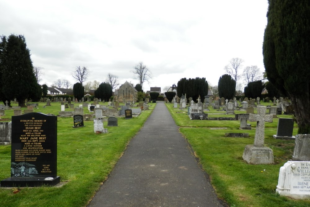 Commonwealth War Graves Ovingham Burial Ground