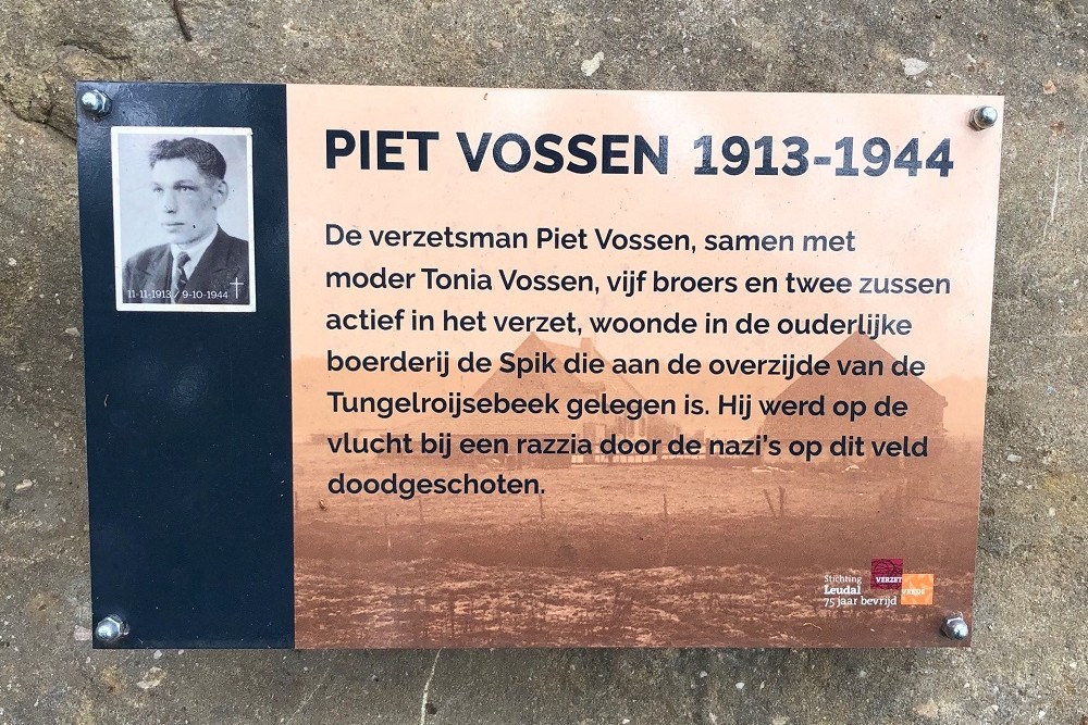 Monument Piet Vossen Heythuysen