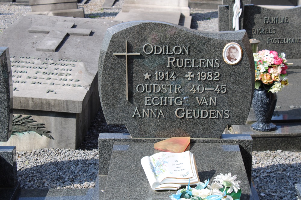 Belgische Graven Oudstrijders Donk