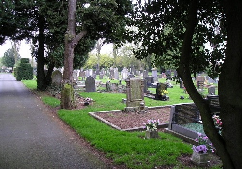 Commonwealth War Graves Barwell Cemetery