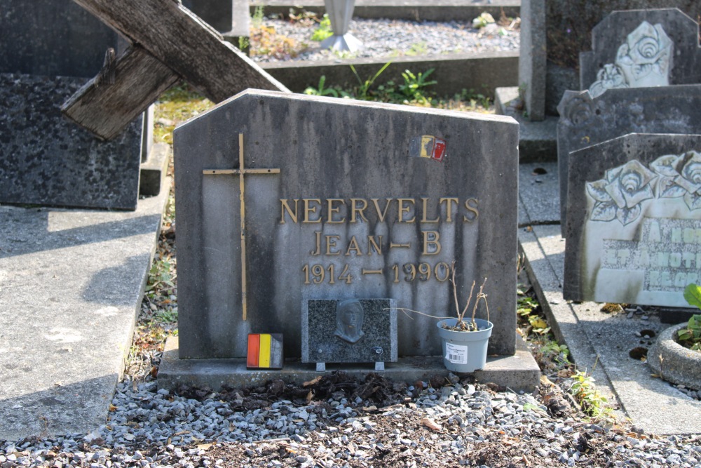 Belgian Graves Veterans Warchin