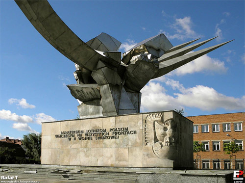Memorial Polish Airmen - Liberators