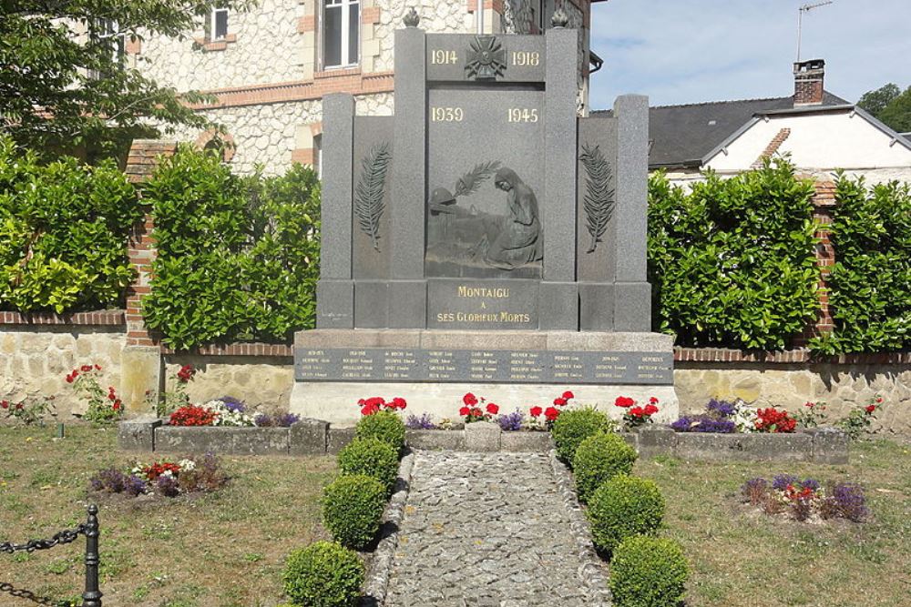 War Memorial Montaigu