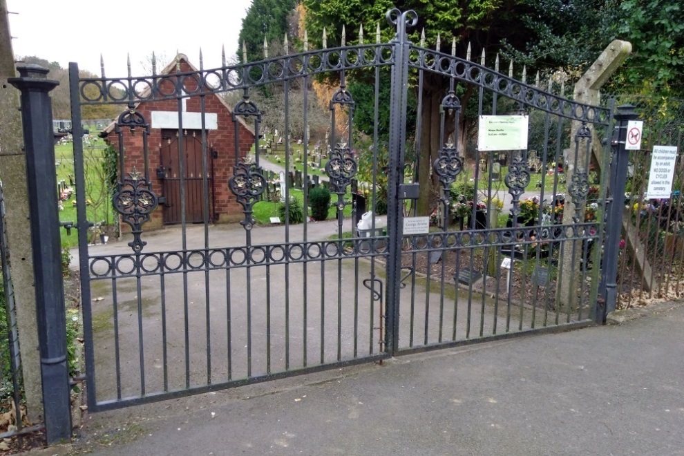 Commonwealth War Grave Clipstone Cemetery