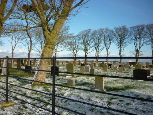 Commonwealth War Graves Easington Cemetery