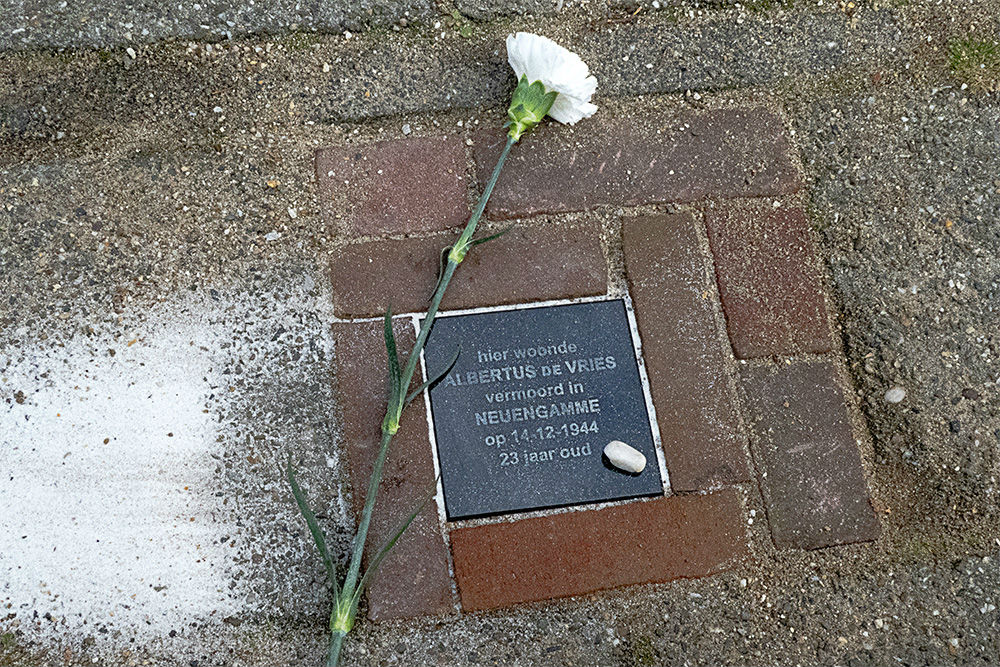 Memorial Stone Violenstraat 69
