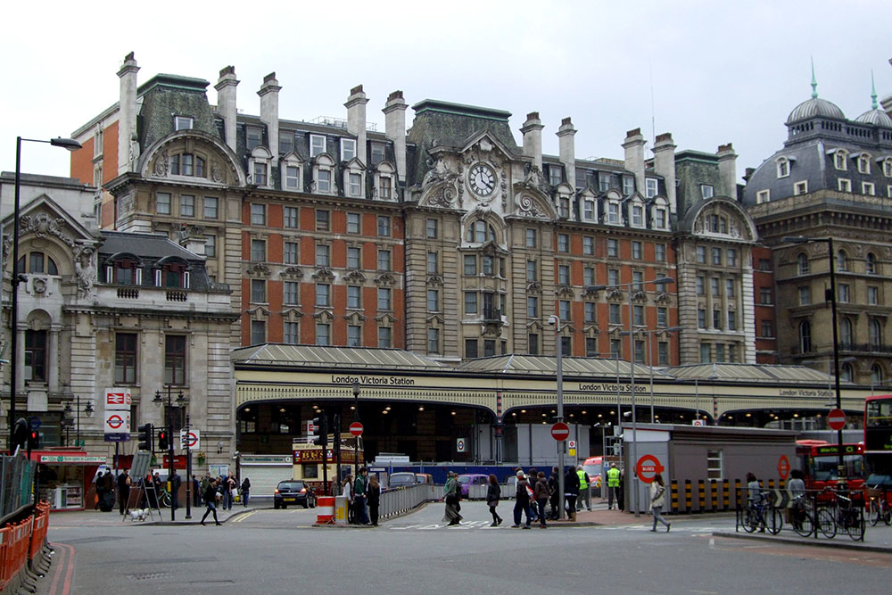 London Victoria station