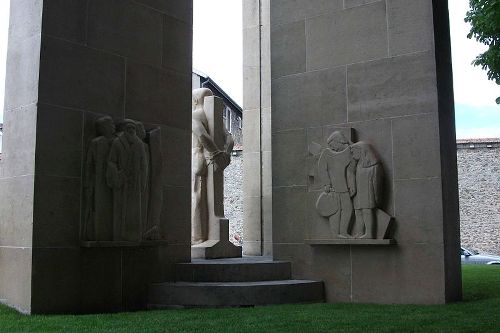 War Memorial Chlons-en-Champagne #2