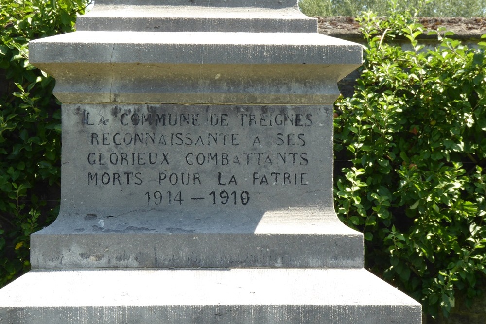 War Memorial Treignes #2