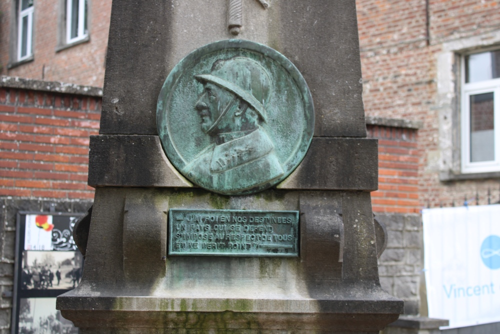 Oorlogsmonument Villers-Perwin #2