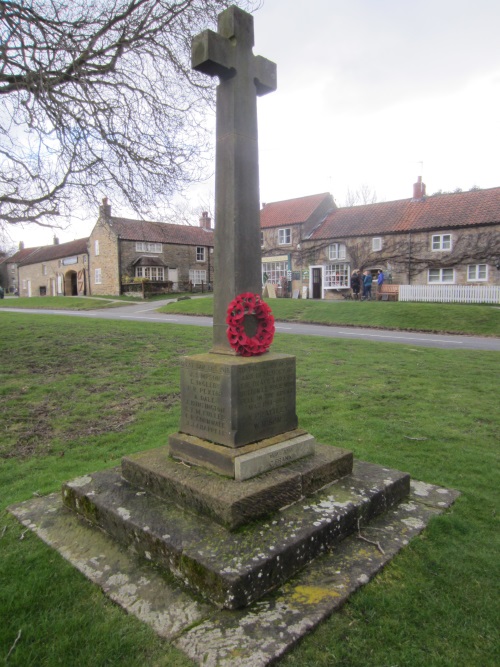 Oorlogsmonument Hutton-le-Hole #2