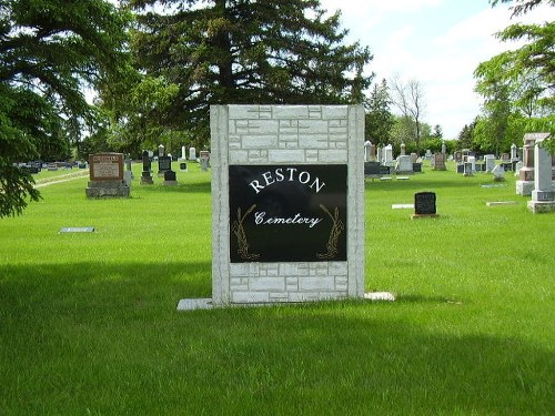 Commonwealth War Grave Reston Cemetery