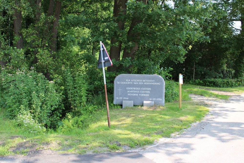 Memorial Executed Civilians Sint-Huibrechts-Lille