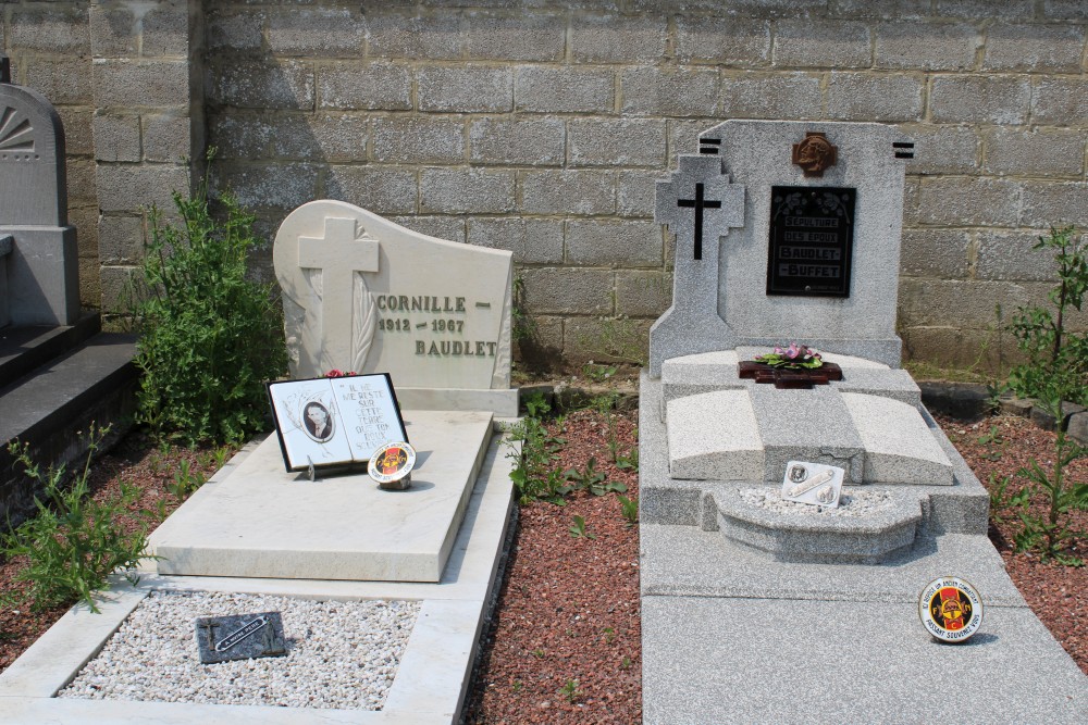 Belgian Graves Veterans Noville