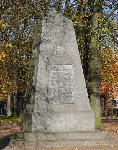 War Memorial Lbtheen