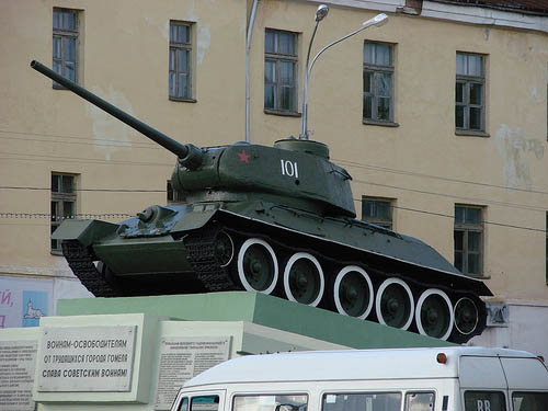 Bevrijdingsmonument (T-34/85 Tank) Gomel