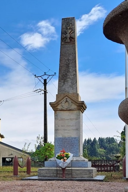 Oorlogsmonument Saint-Lger-sous-Beuvray #2