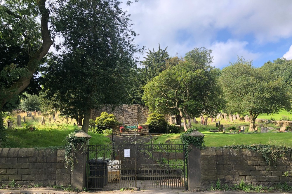Oorlogsgraven van het Gemenebest Hayfield Church Cemetery