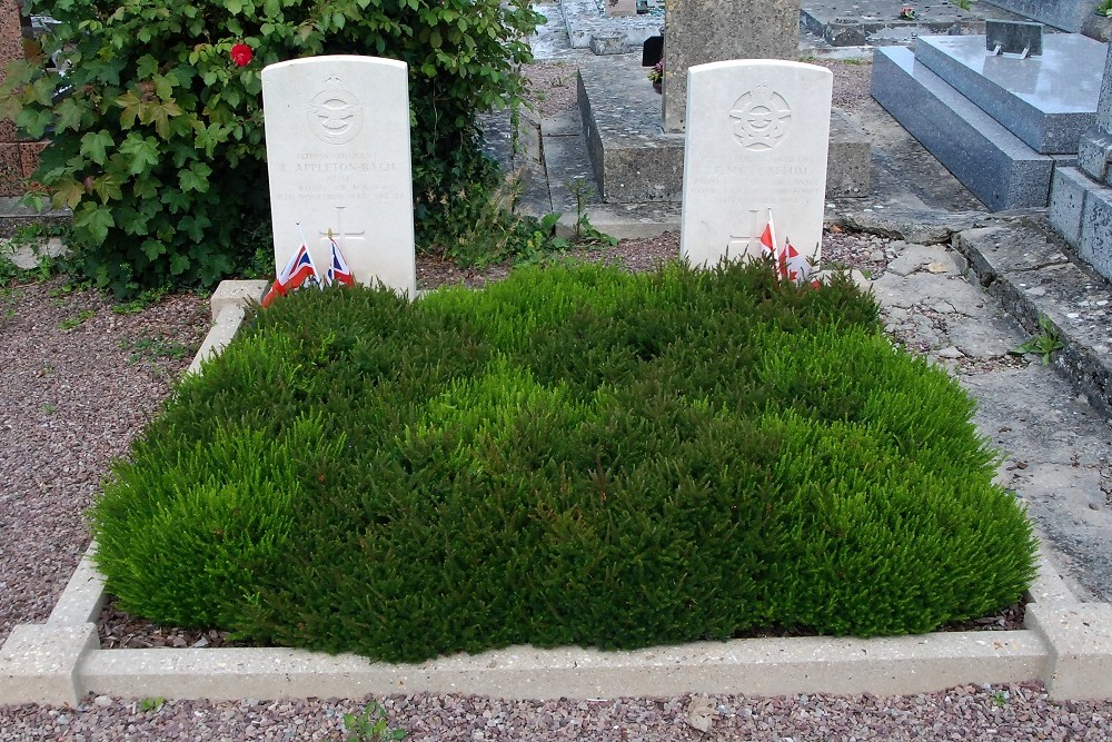 Oorlogsgraven van het Gemenebest Ouistreham