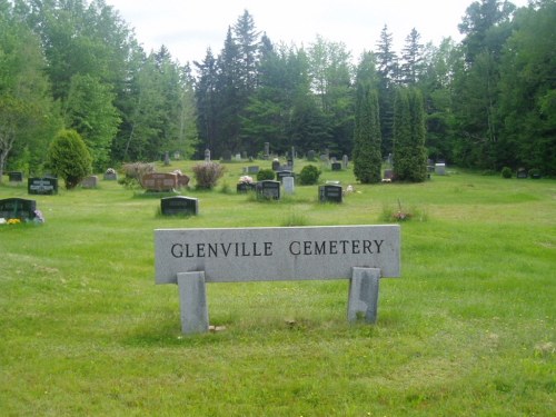 Commonwealth War Grave Glenville Cemetery