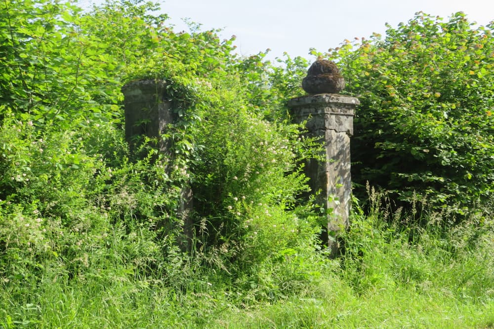 German Cemetery Vienne-le-Chteau #5