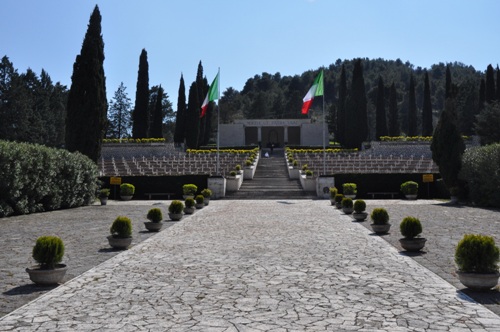 Italiaanse Oorlogsbegraafplaats Mignano Monte Lungo