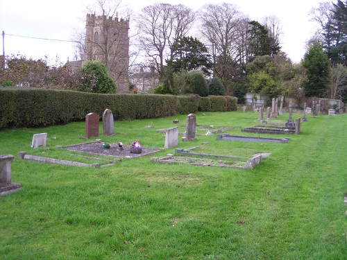 Oorlogsgraf van het Gemenebest Bishops Caundle Church Cemetery