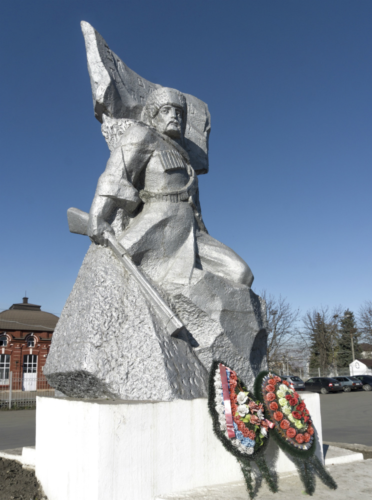 Monument Soldaten van Oktober 1917 en Tweede Wereldoorlog