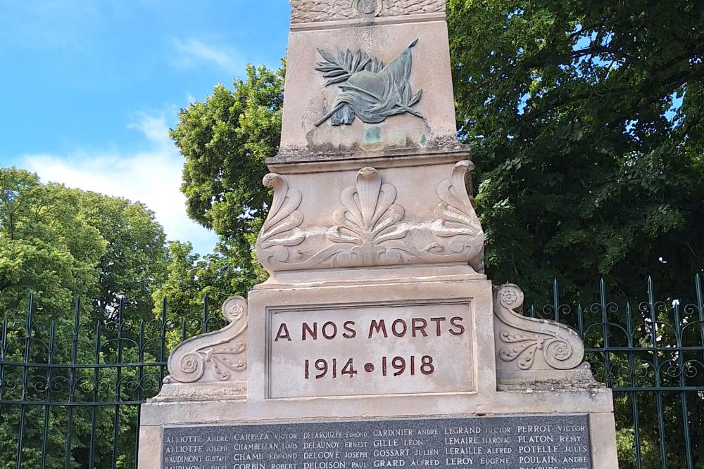 War Memorial Montires