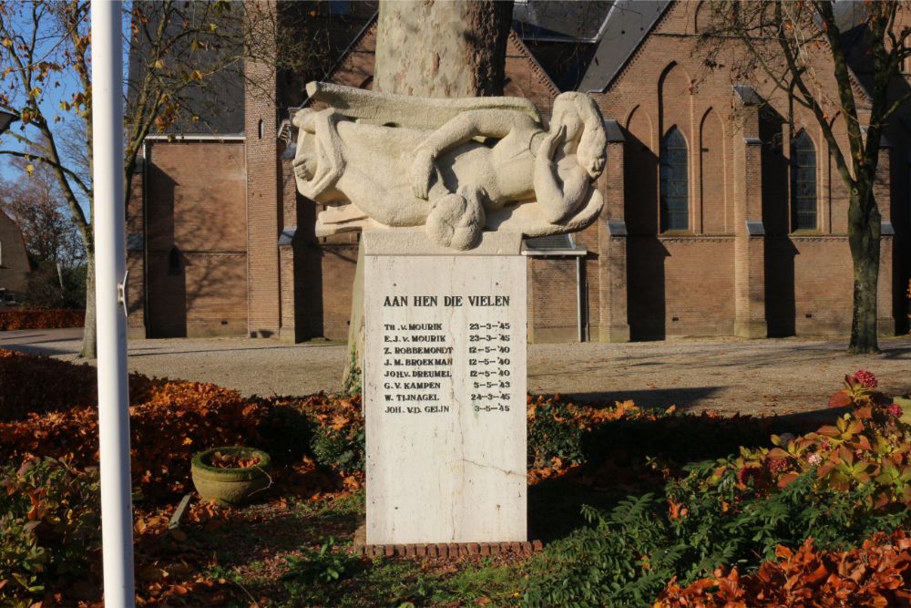 War Memorial Boven-Leeuwen