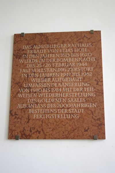 Gedenktekens Wederopbouw Rathaus Augsburg