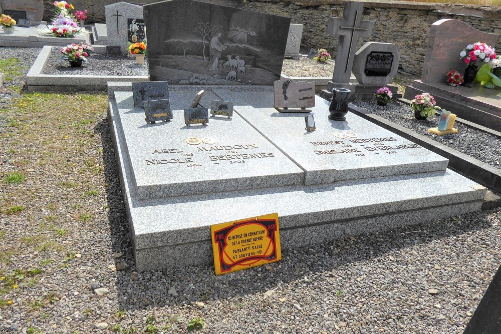 Belgian Graves Veterans Volaiville