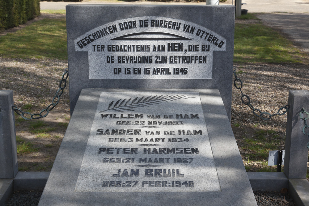 Nederlandse Oorlogsgraven Algemene Begraafplaats Otterlo
