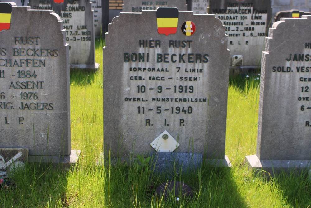 Belgische Oorlogsgraven Assent	