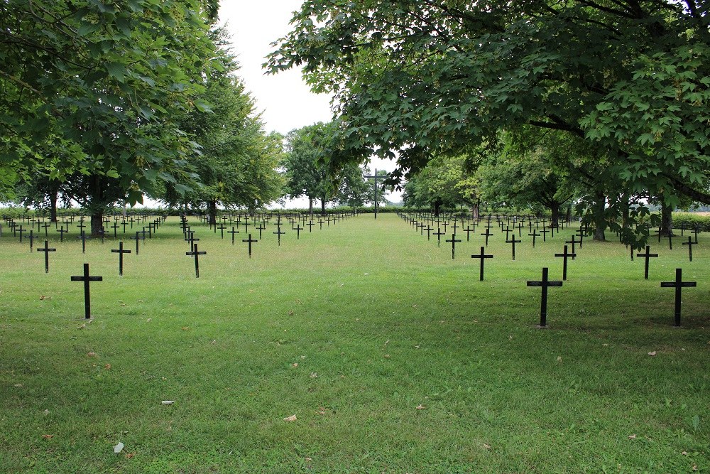 Duitse Oorlogsbegraafplaats Cheppy