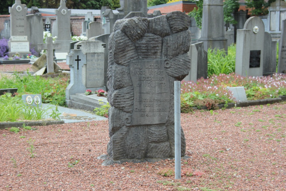 Memorial Stone Civil Workers Zwevegem