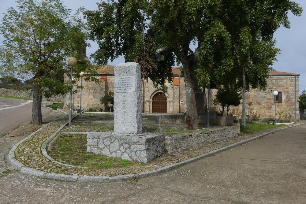 Monument Fuentes de Ooro - 1811 - 1986