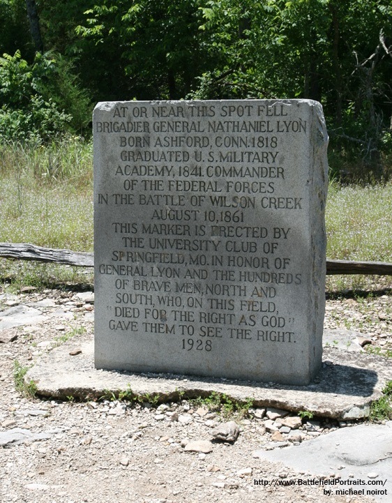 Monument US Brigadier General Nathanial Lyon