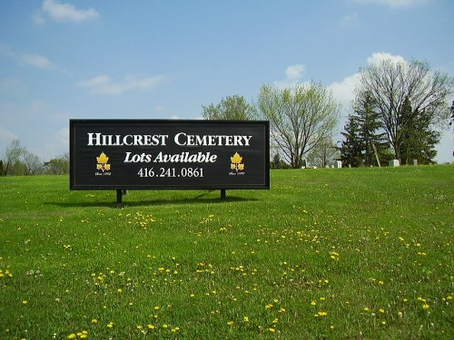 Commonwealth War Graves Hillcrest Cemetery