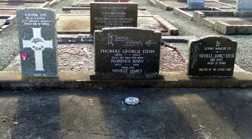 Commonwealth War Grave Lumsden Cemetery