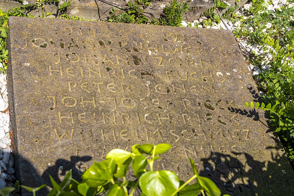 Oorlogsmonument Villip #3