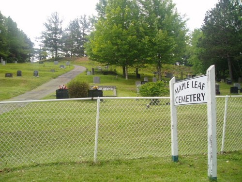 Oorlogsgraf van het Gemenebest Maple Leaf Cemetery
