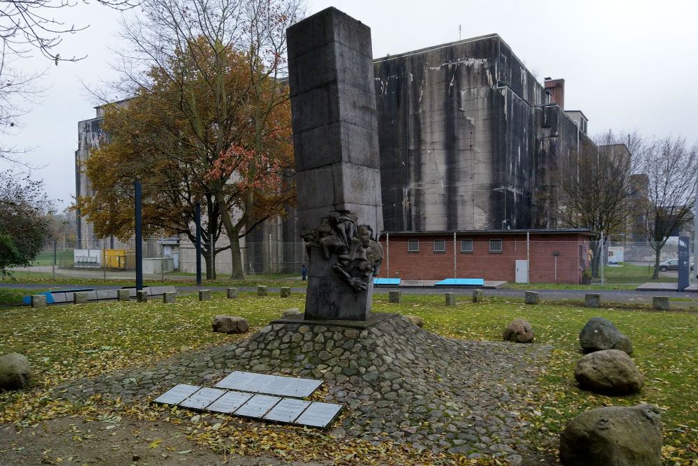 Monument Omgekomen Gevangenen Valentin
