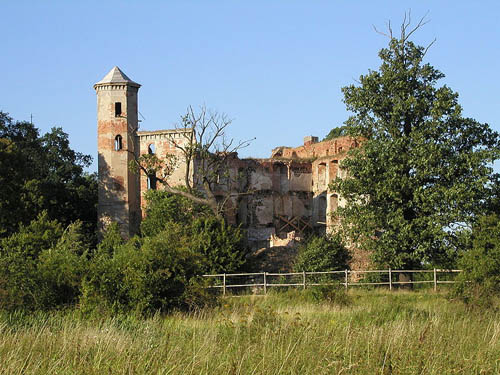 Ruins Castle Uraz