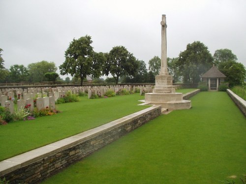Commonwealth War Cemetery Post Office Rifles