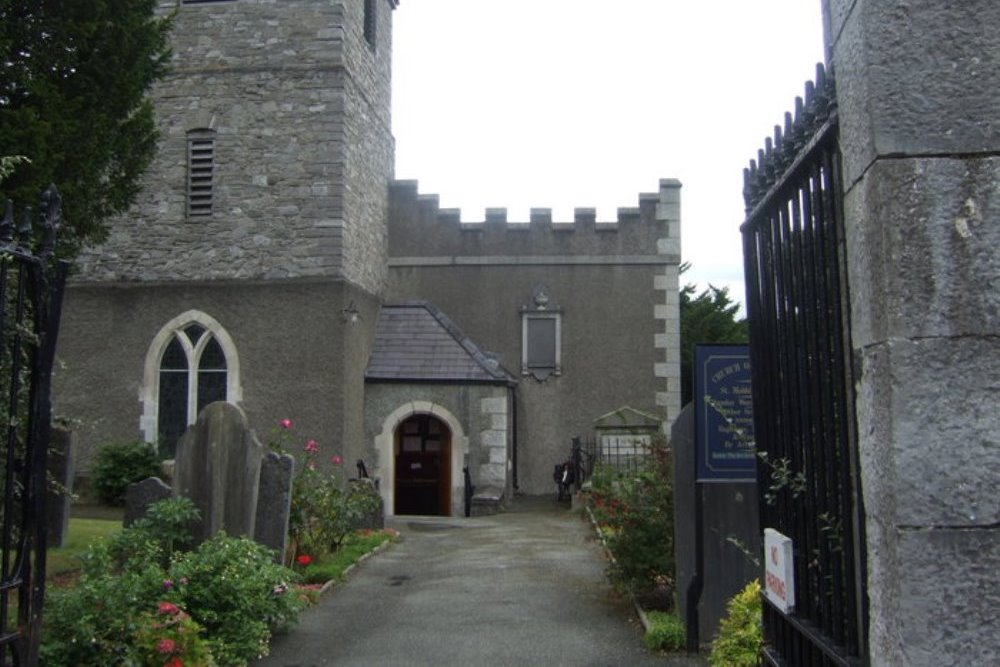 Oorlogsgraven van het Gemenebest St. Mobhis Church of Ireland Churchyard