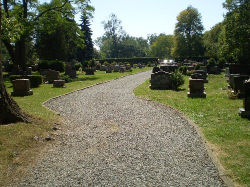 Oorlogsgraf van het Gemenebest Niagara-on-the-Lake Roman Catholic Cemetery