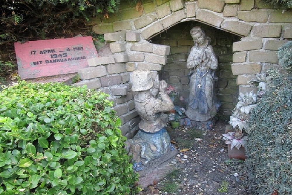 Monument Onze Lieve Vrouw van Lourdes Achterveld