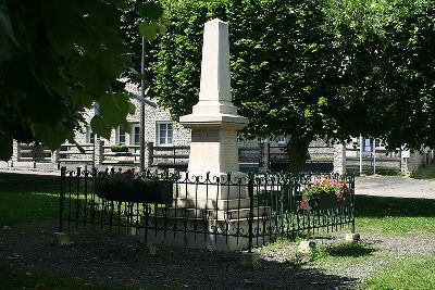 War Memorial Chalou-Moulineux