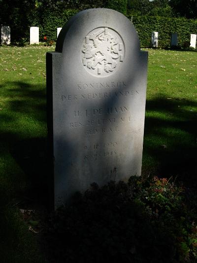 Dutch War Grave Harrogate